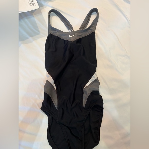 Nike Women's Black and Gray Swimsuit - Picture 4 of 4